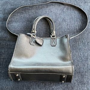 Jennifer Lopez black leather purse
